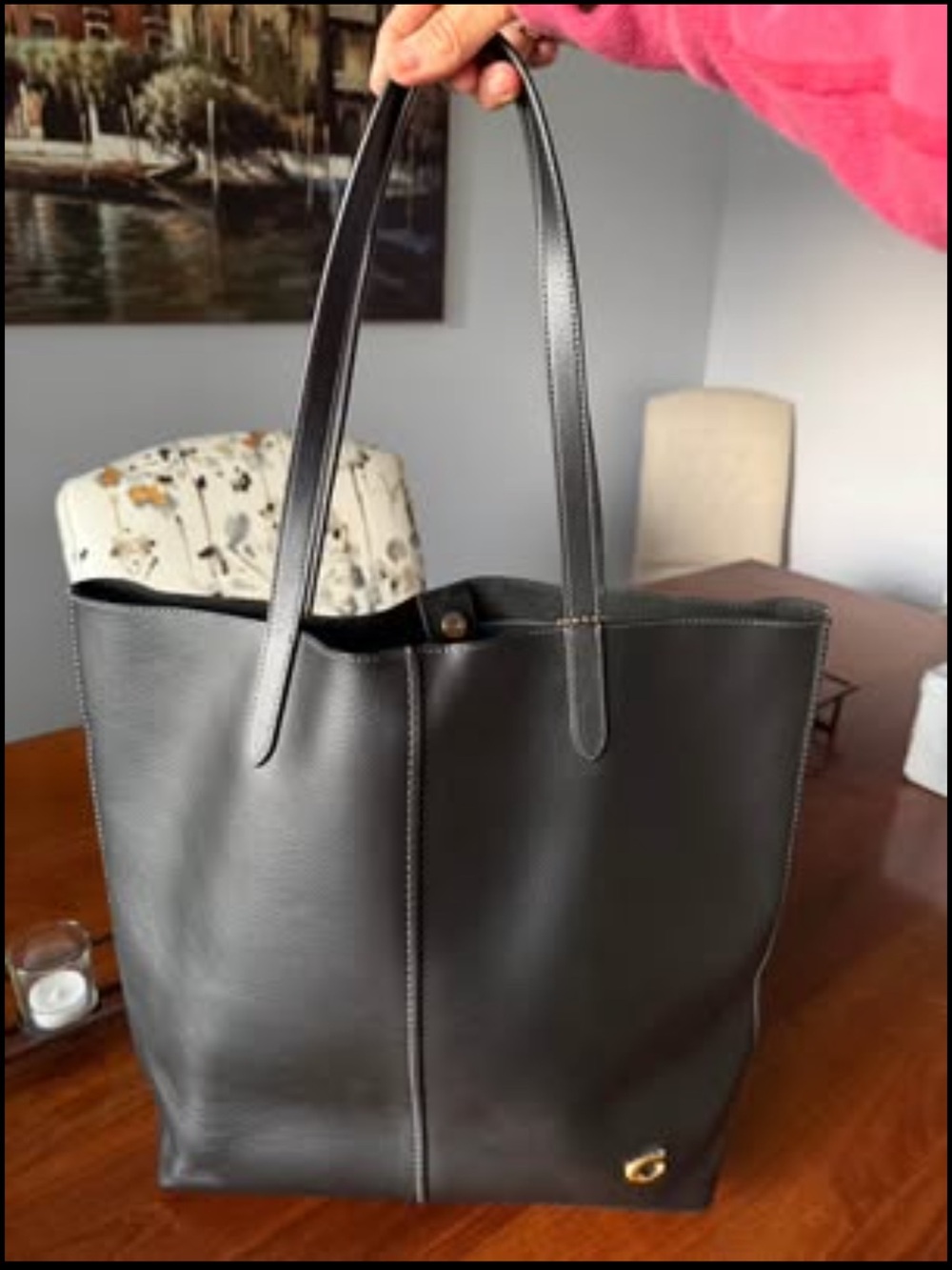Coach Classic Black Leather Tote Bag - Elegant Everyday Shoulder Bag